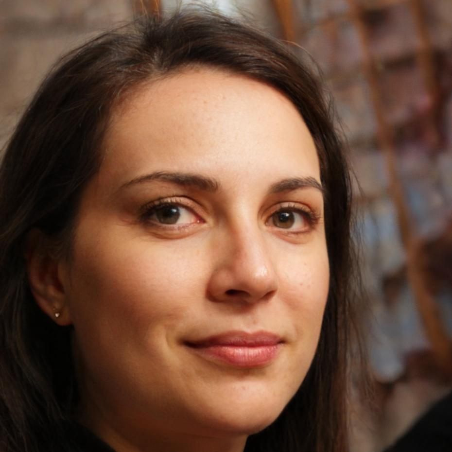 Portret Ioana Petrescu